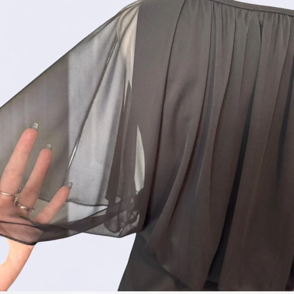 White House Black Market Black Relaxed Ruched Blouse with sheer flowey upper szM - Picture 5 of 7